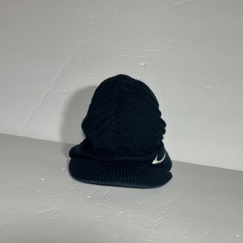 Nike Dark Blue Ribbed Beanie with White Logo Hard‎ Cap Front Rim Child 4-7